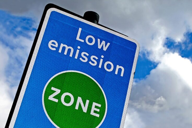 Low emission zone sign