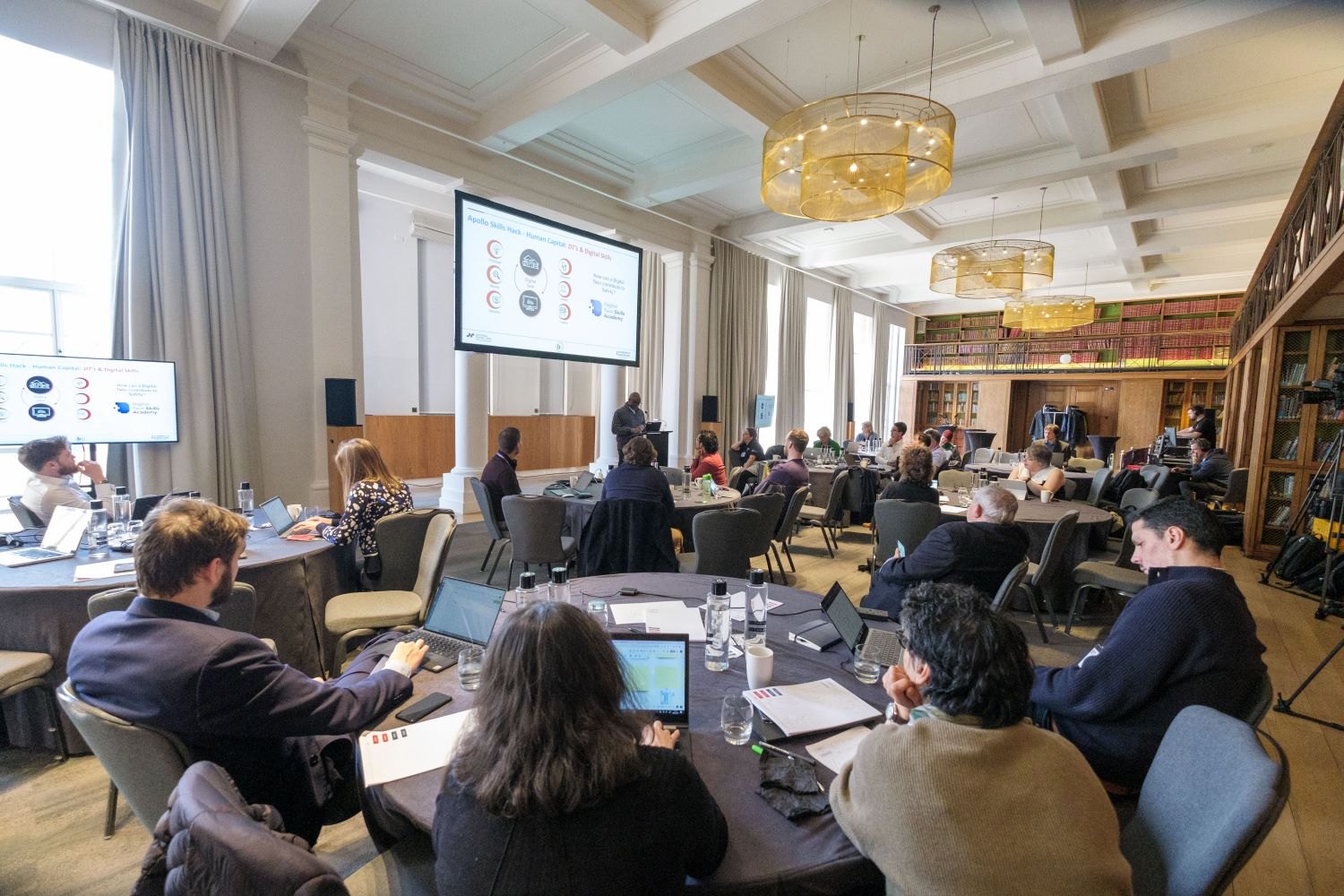 Delegates at an Apollo Forum Hack